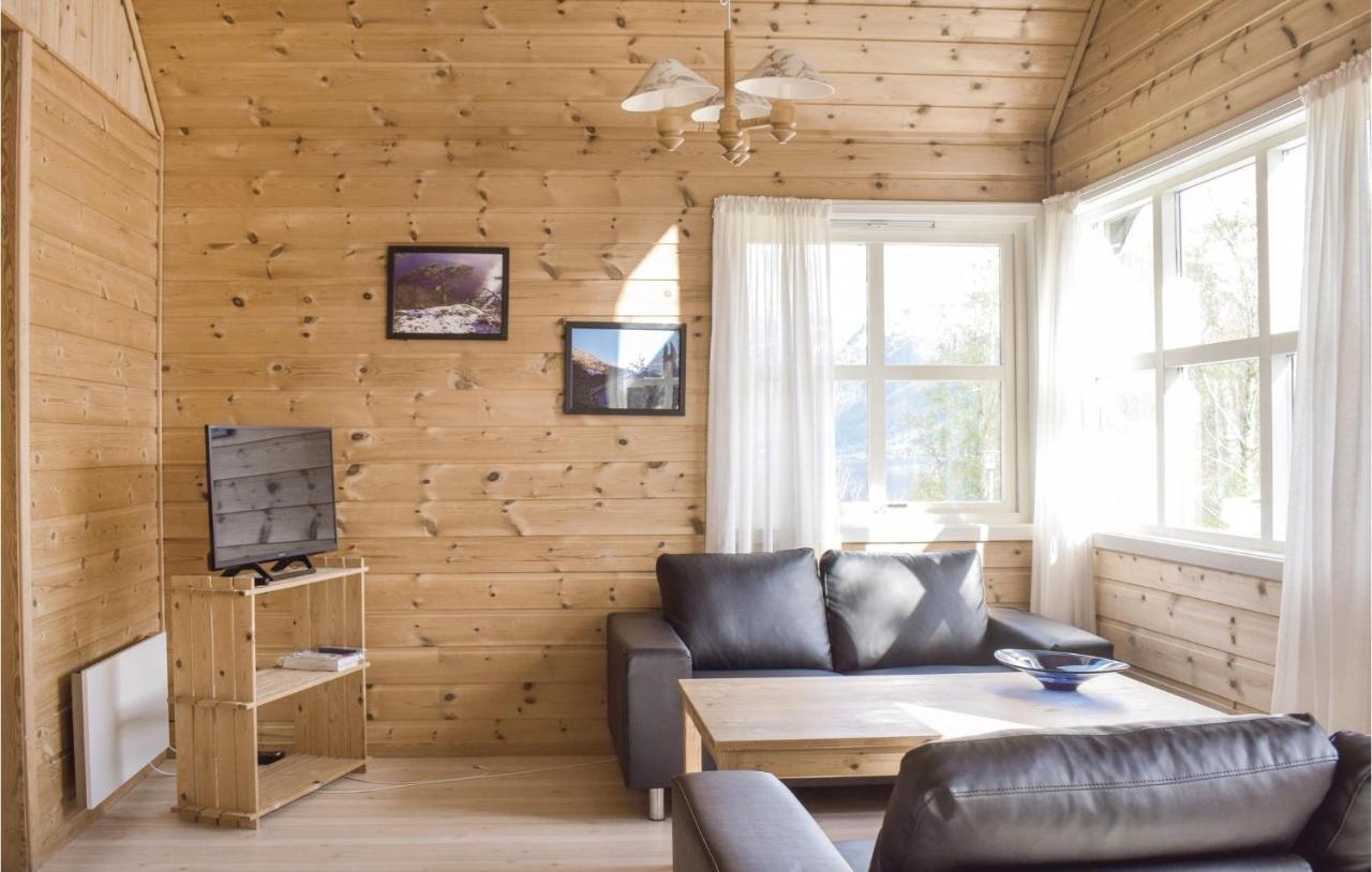 Gorgeous Home In Vallavik With Wifi Vangsbygd Exteriör bild